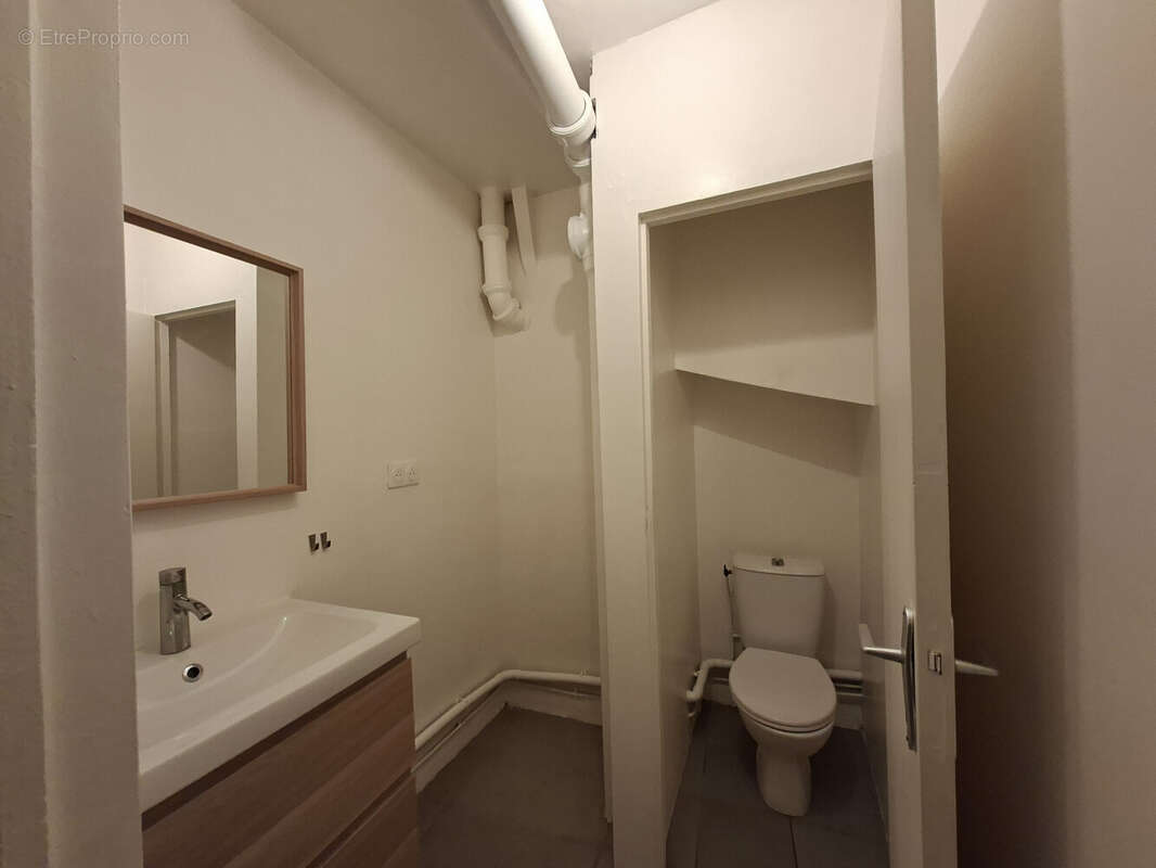 Commerce à PARIS-17E