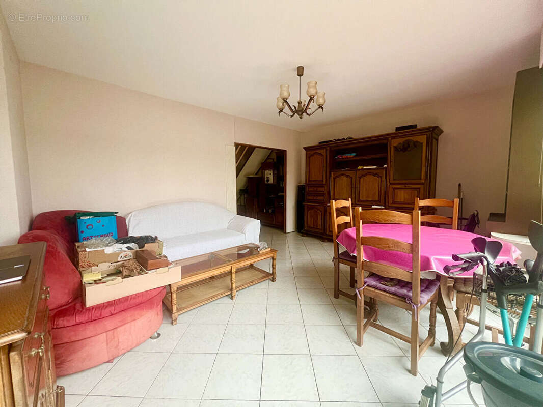 Appartement à BRIE-COMTE-ROBERT