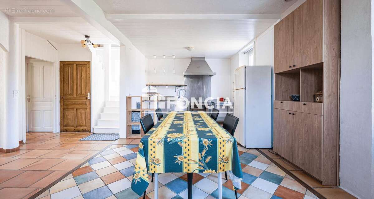 Maison individuelle avec grand terrain et fort potentiel - photo 7