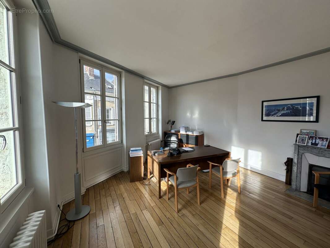 Commerce à CHARTRES