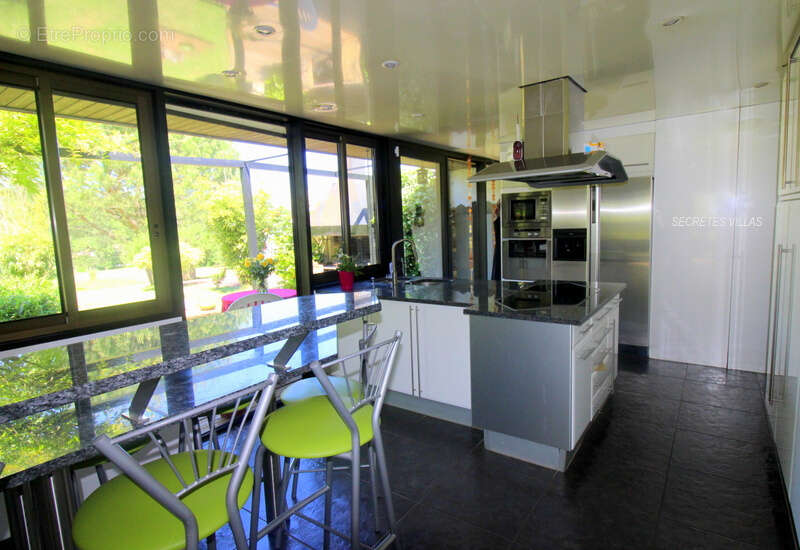 Maison à SALLEBOEUF