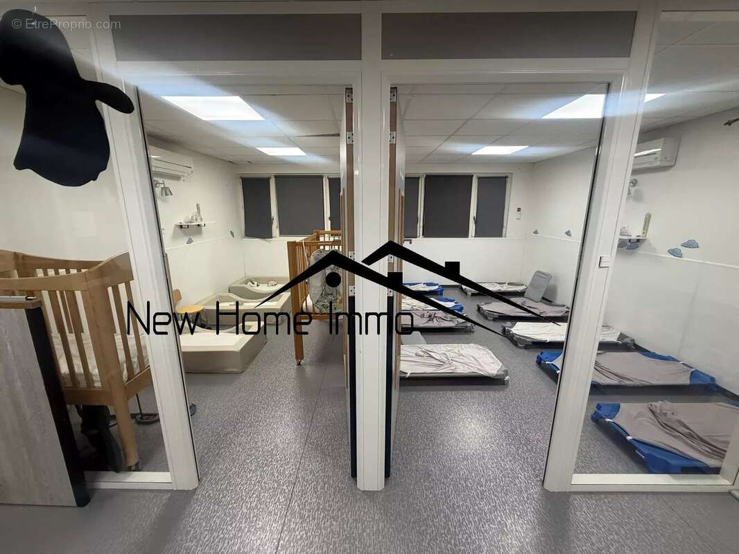 Commerce à MARSEILLE-9E