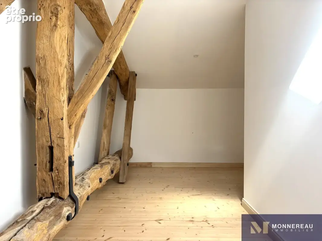 Duplex rénové 68 m2 centre ville barbezieux - photo 9