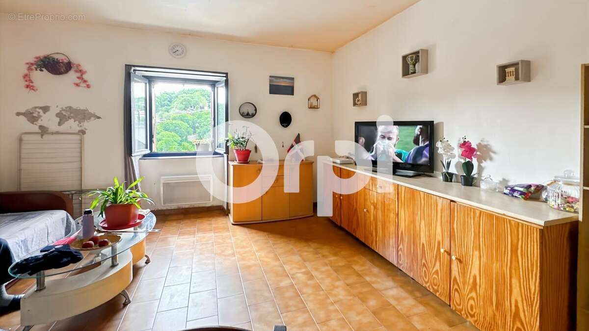 Appartement à RUOMS
