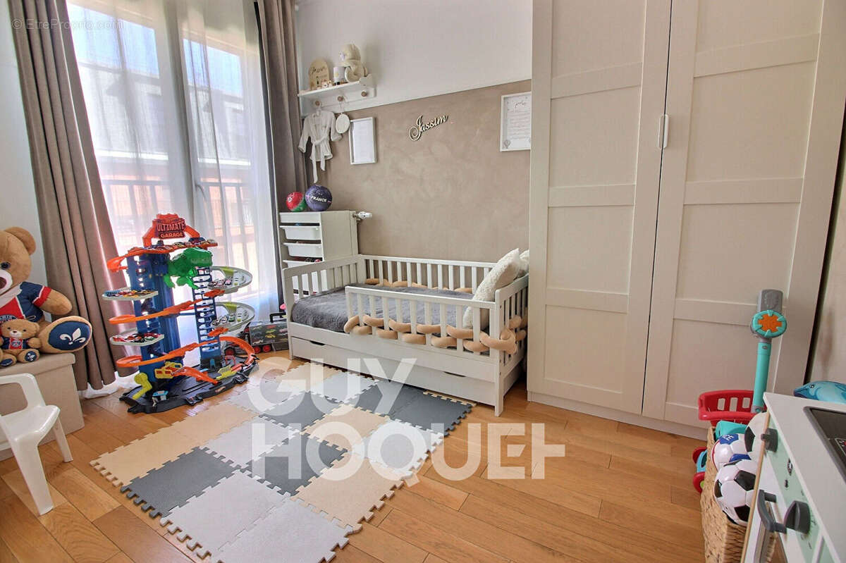 Appartement à PUTEAUX