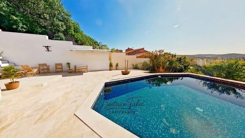 Maison à LE LAVANDOU