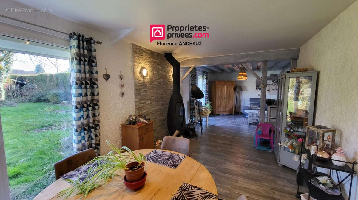 Maison à SAINT-QUENTIN