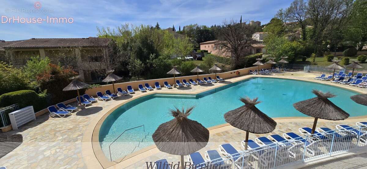 Appartement à GREOUX-LES-BAINS