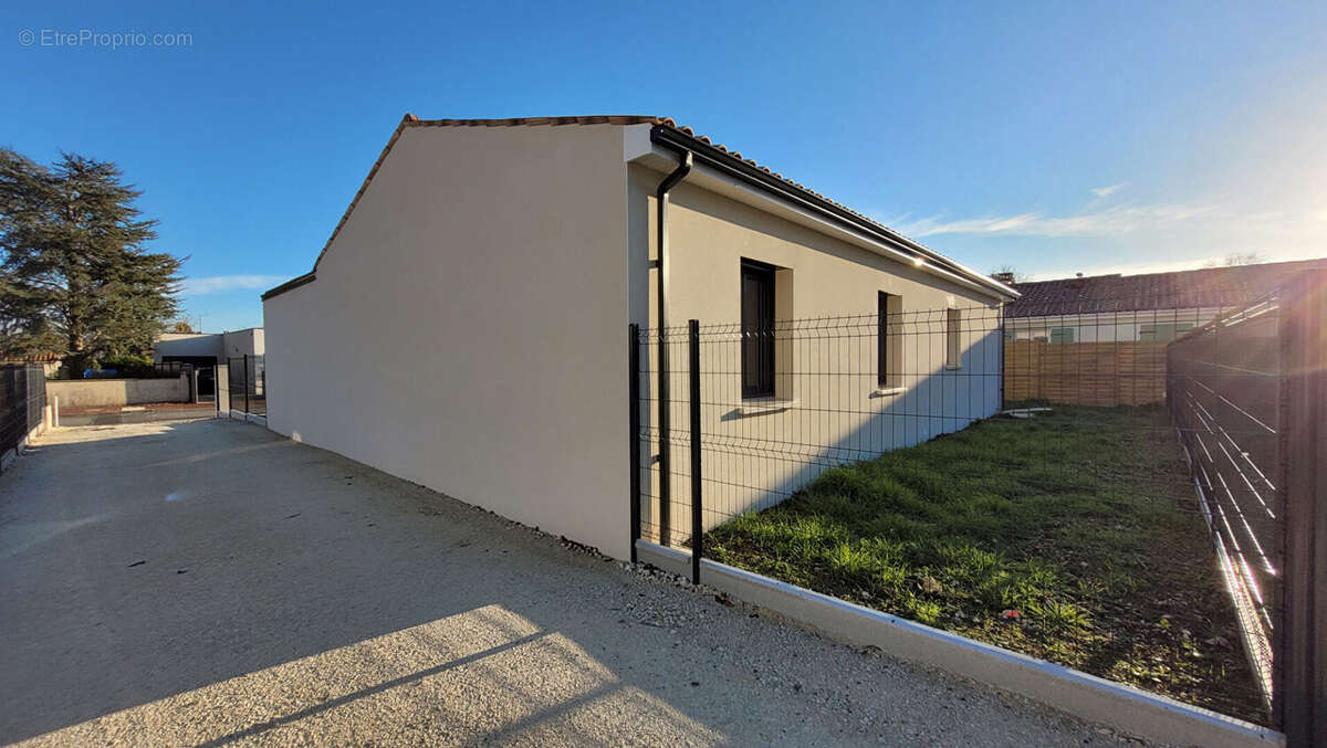Maison à SAINT-SULPICE-DE-ROYAN