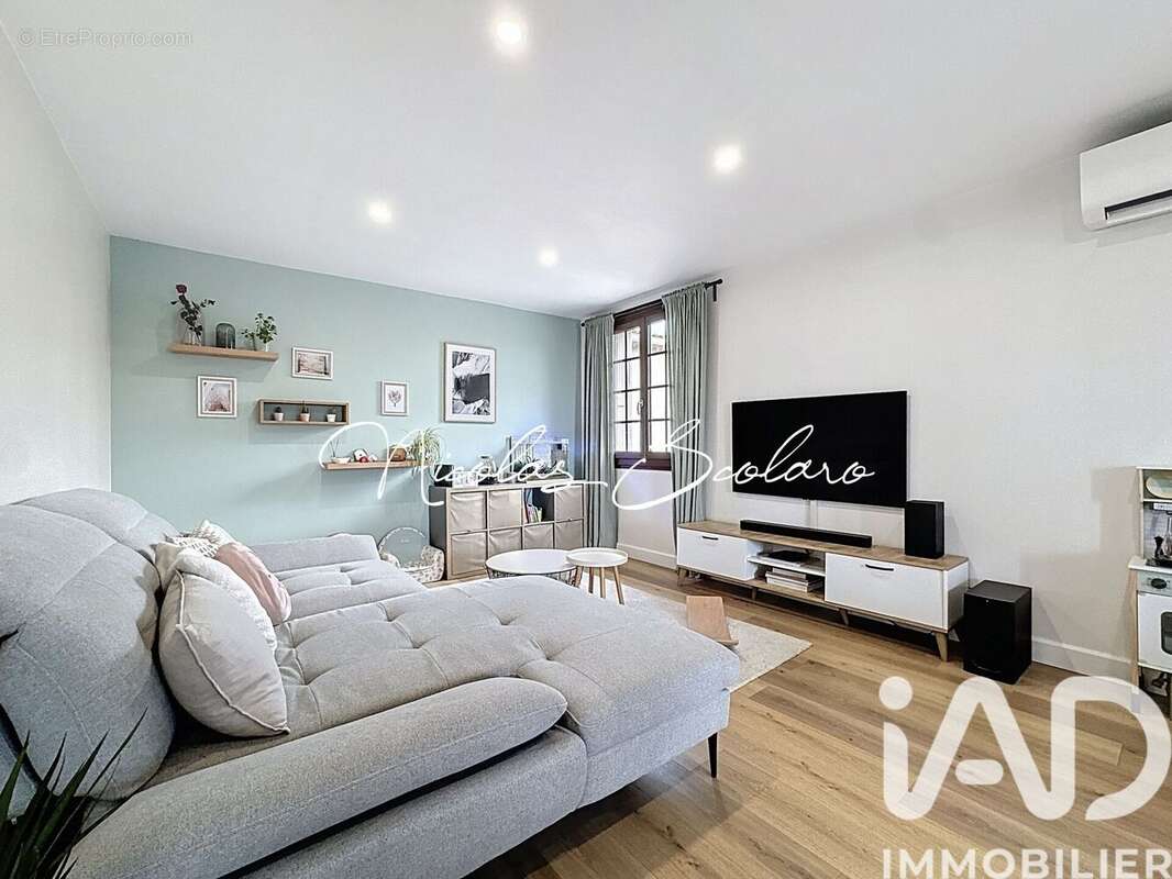 Photo 3 - Appartement à L'ISLE-SUR-LA-SORGUE