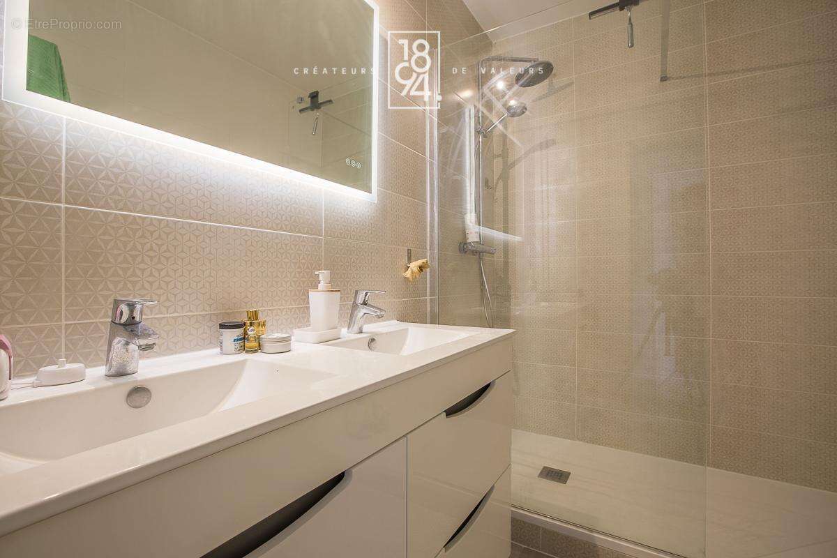 Appartement grand T3 rénové à vendre Aix-En-Provence  86 m²  Calme I Parking - photo 5