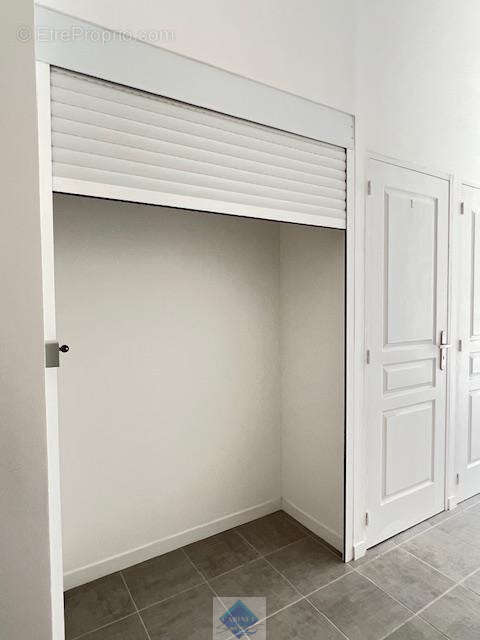 LOCAL PROFESSIONNEL pour commerce ou bureau - photo 8