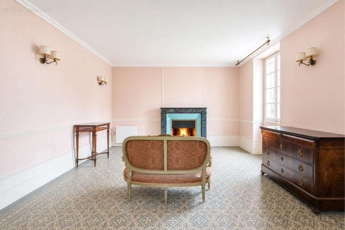 Maison à CHARENTENAY