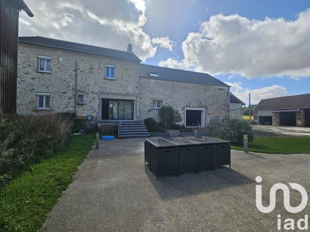 Photo 1 - Maison à LA FERTE-GAUCHER