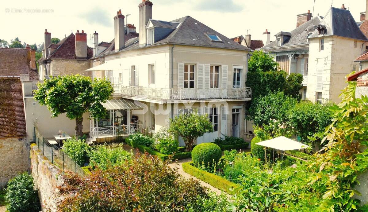 Maison à CLAMECY