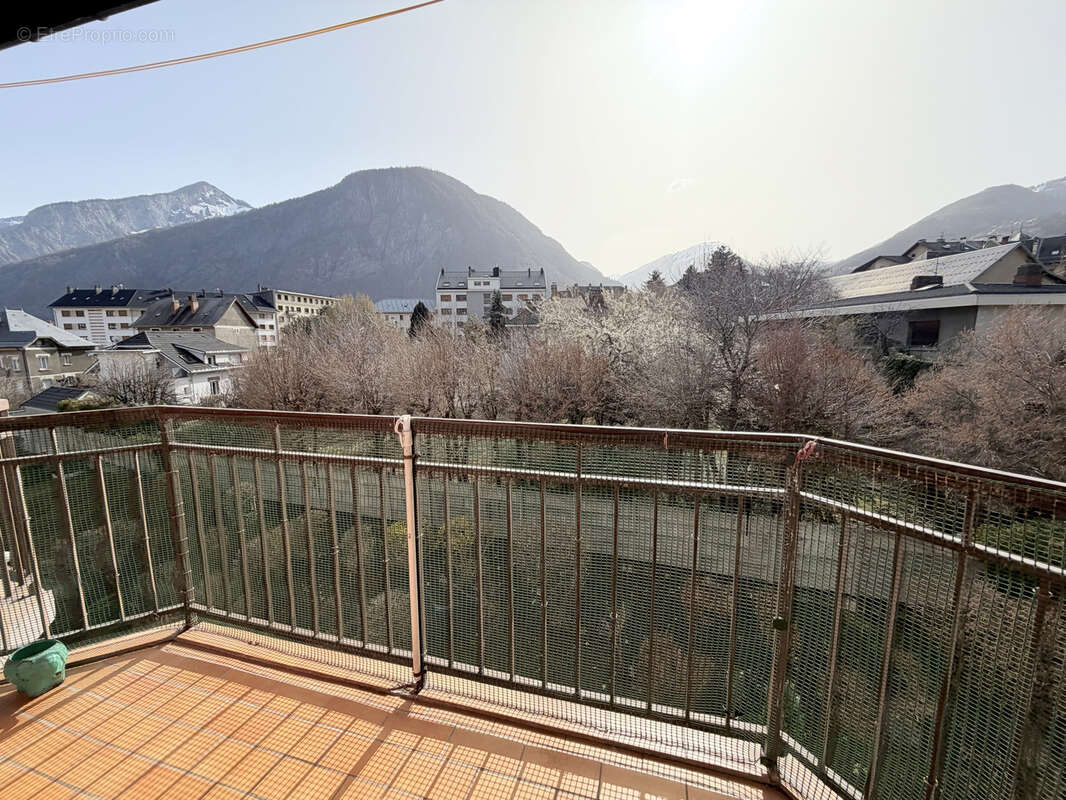 Appartement à SAINT-JEAN-DE-MAURIENNE