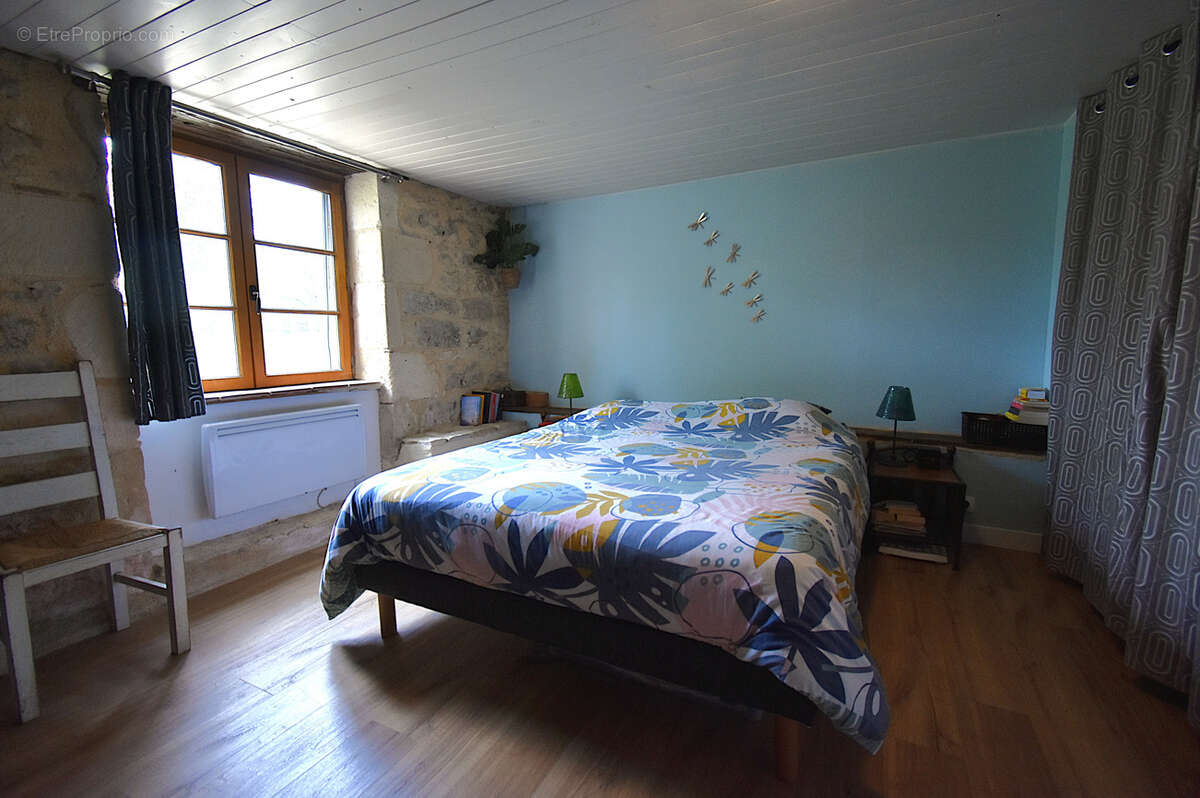 Très belle maison rénovée sur 8h avec terrain de loisir. - photo 21
