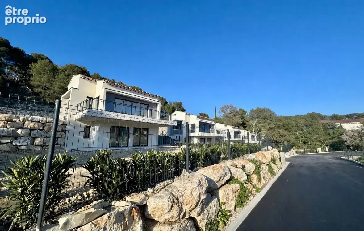 VILLA NEUVE livrée clé en main : Roquefort-La-Bédoule - photo 9
