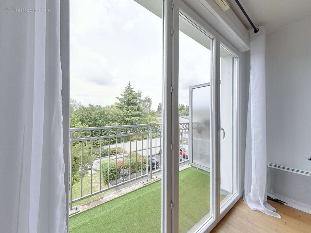 Appartement à PONTAULT-COMBAULT
