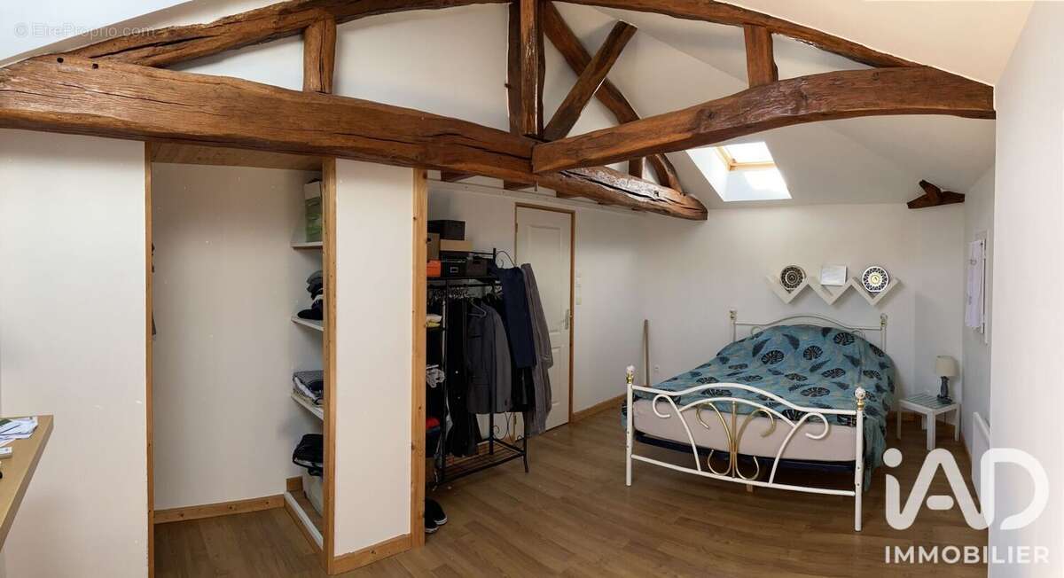 Maison 160 m² à Saint-Memmie  - photo 5