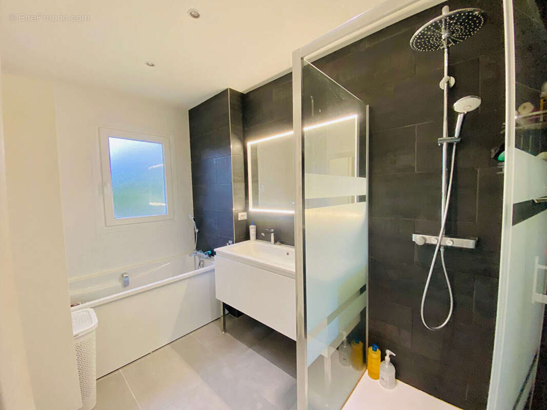 Maison à NEUILLY-EN-THELLE