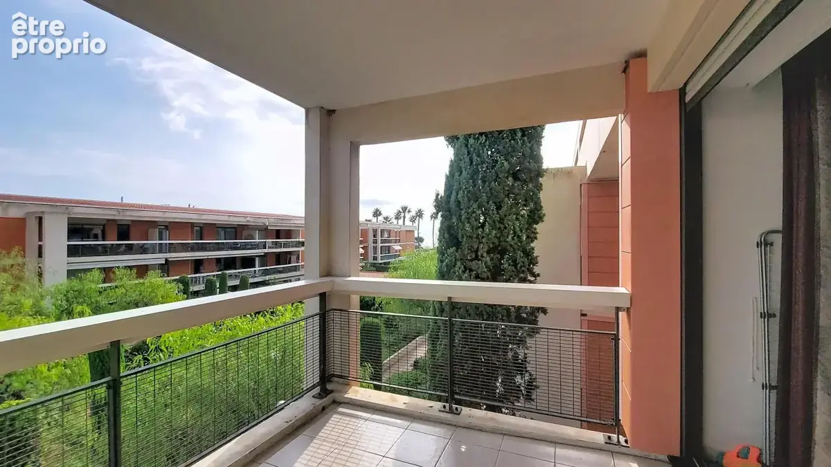 Appartement à VILLENEUVE-LOUBET