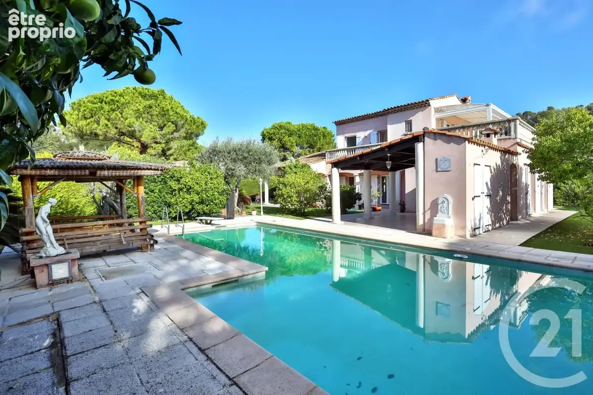 Maison 8 pièces 200 m² à vendre à Villefranche-Sur-Mer (06230) - photo 2