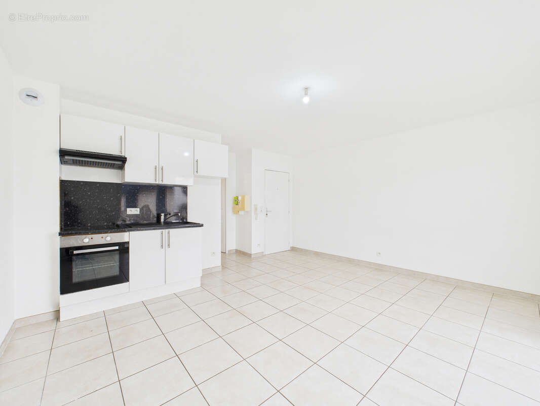 Appartement à SARTROUVILLE