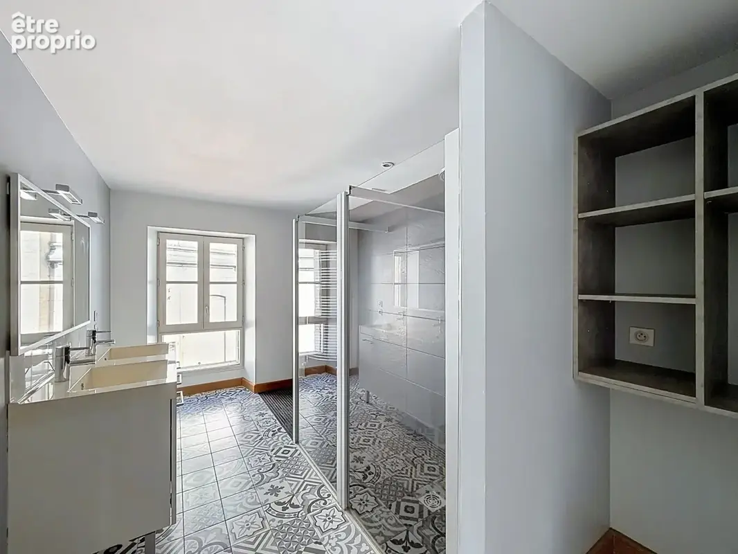 PLATEAU D'ANGOULEME Emplacement exceptionnel pour ce magnifique duplex - photo 7