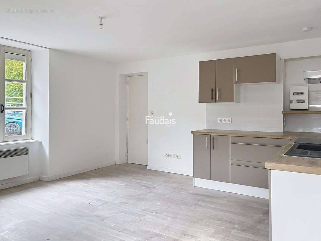 Appartement 48 m² à Coutances  - photo 2