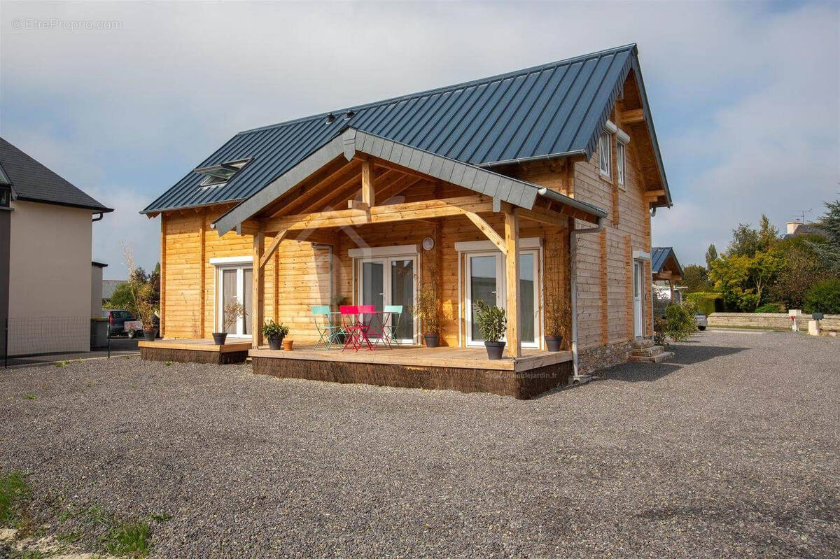 Terrain à MILLANCAY