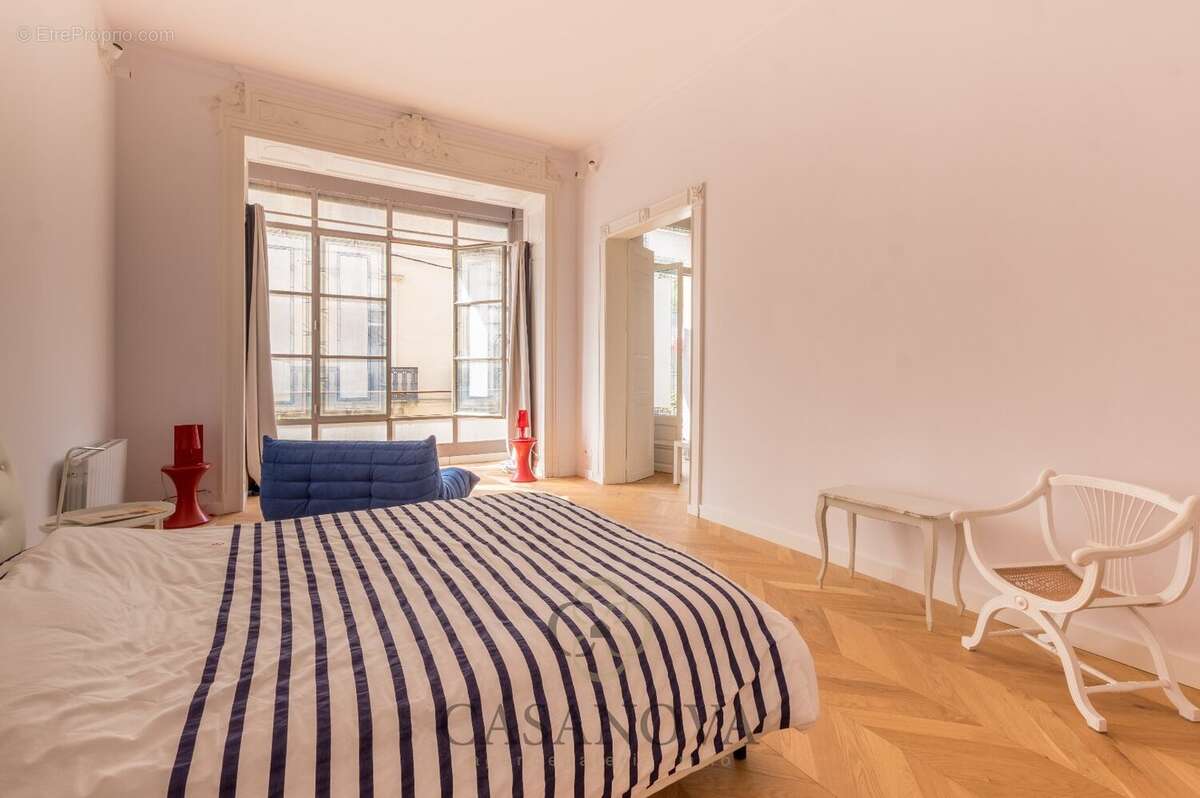 Appartement de charme à Sète coeur de ville, 91 m², balcon, parquet ancien, garage - photo 7