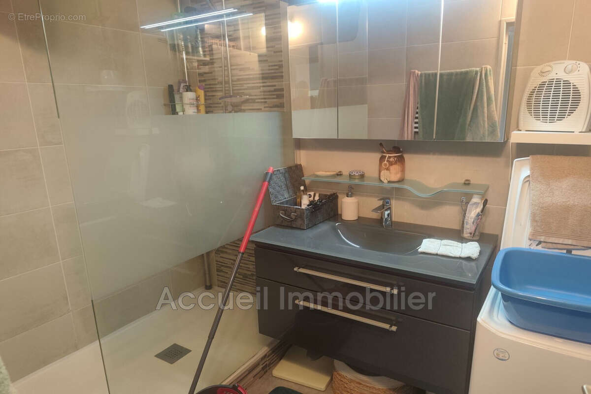 Appartement 39 m² à Le Grau-Du-Roi  - photo 4