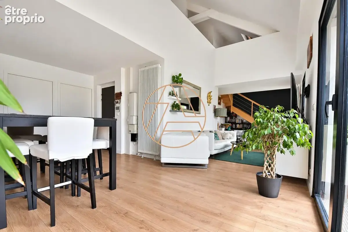 Appartement 6 pièces 155 m² à vendre à Saint-Maur-Des-Fosses (94100) - photo 2