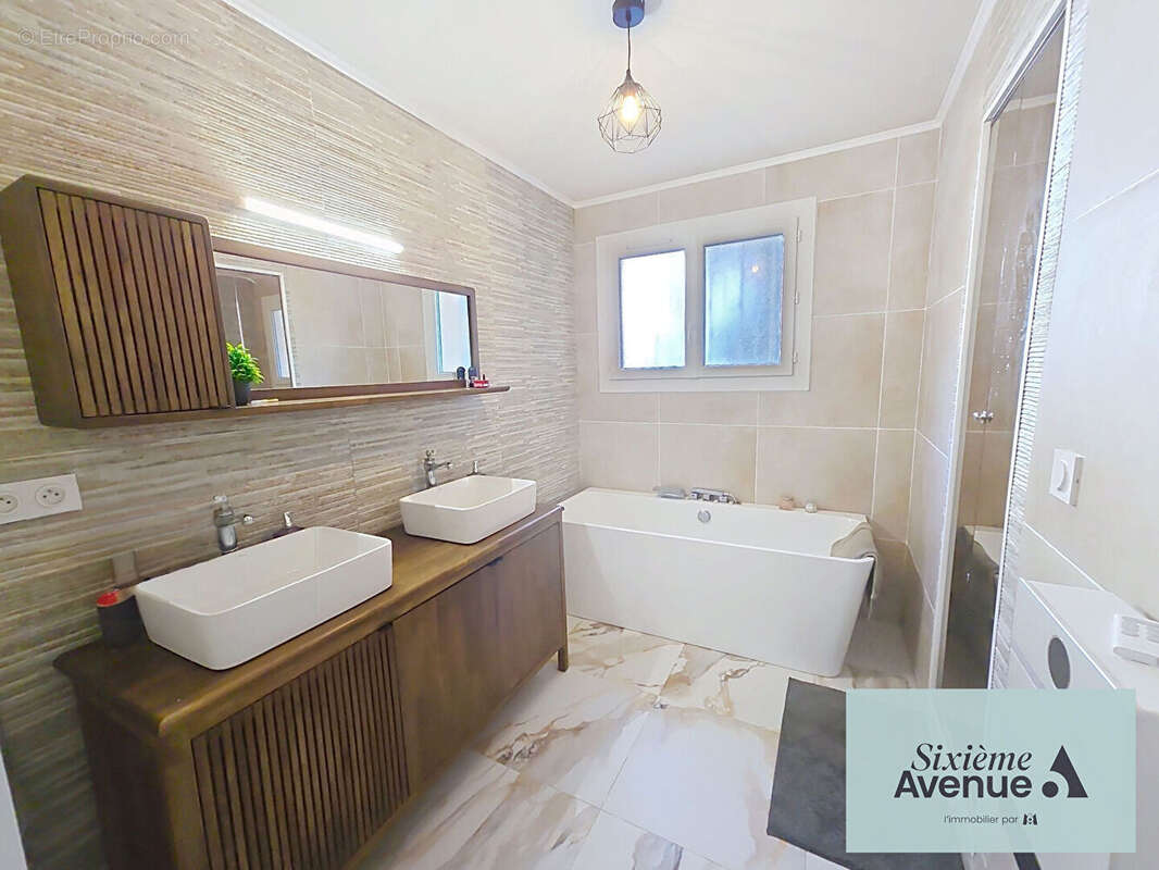 Maison à LA SEYNE-SUR-MER