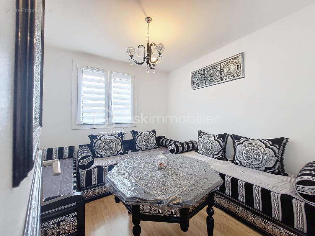 Appartement à CHENOVE