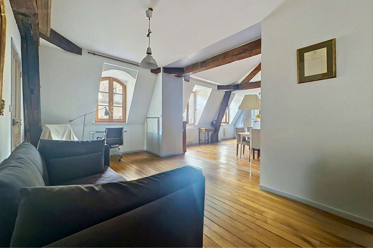 Appartement duplex de caractère à vendre - Dijon Centre Historique - 2 chambres - Hôtel particulier 107,33 m² au sol - photo 5