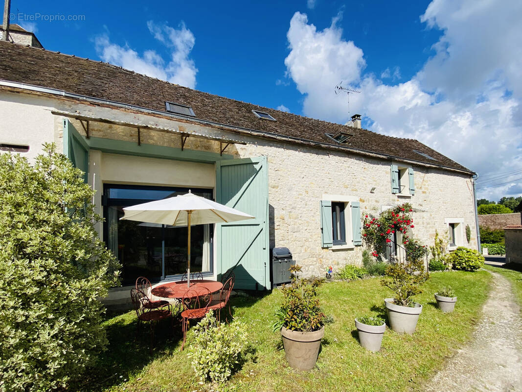 Maison à MORET-SUR-LOING