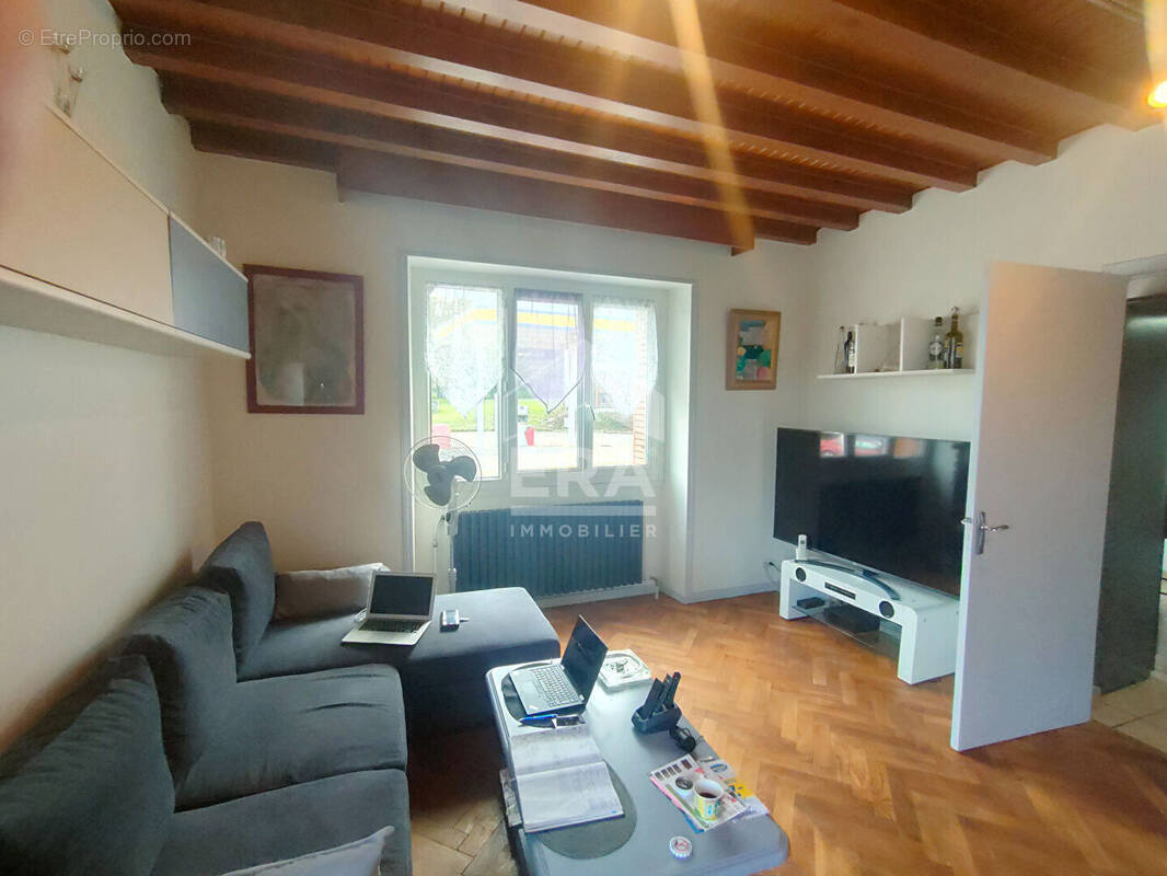 Maison à CHAMPDOR