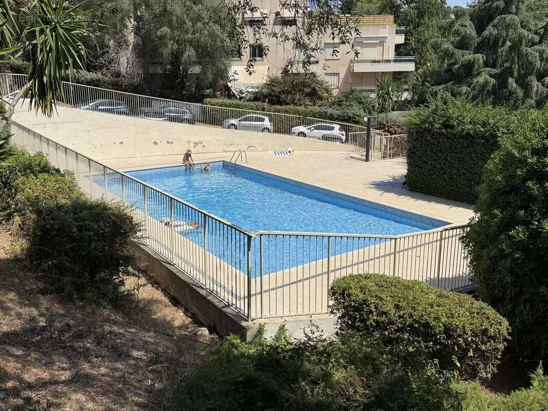 NICE-SAINT-MARGUERITE, 3 pièces de 58 m² avec balcon et cave - photo 2