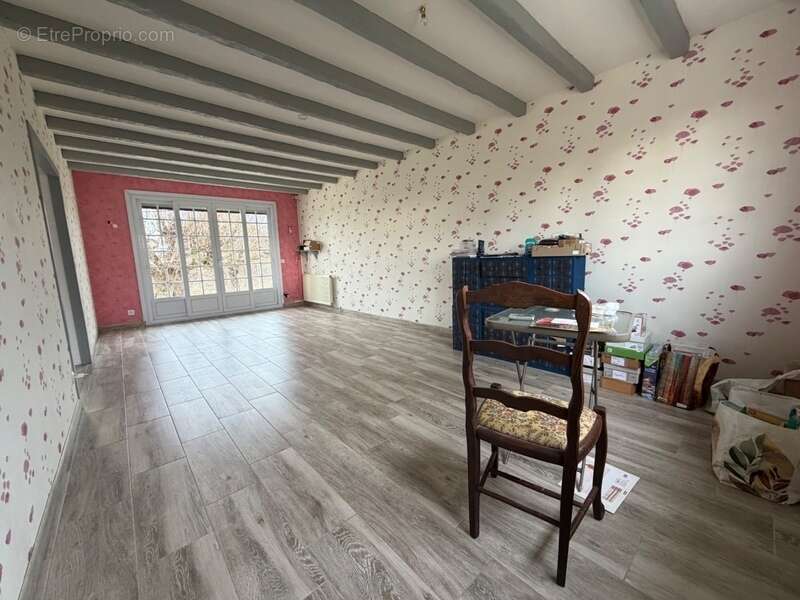 Maison à BEVILLE-LE-COMTE