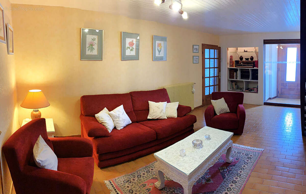 Maison 170 m² à Izeste  - photo 3