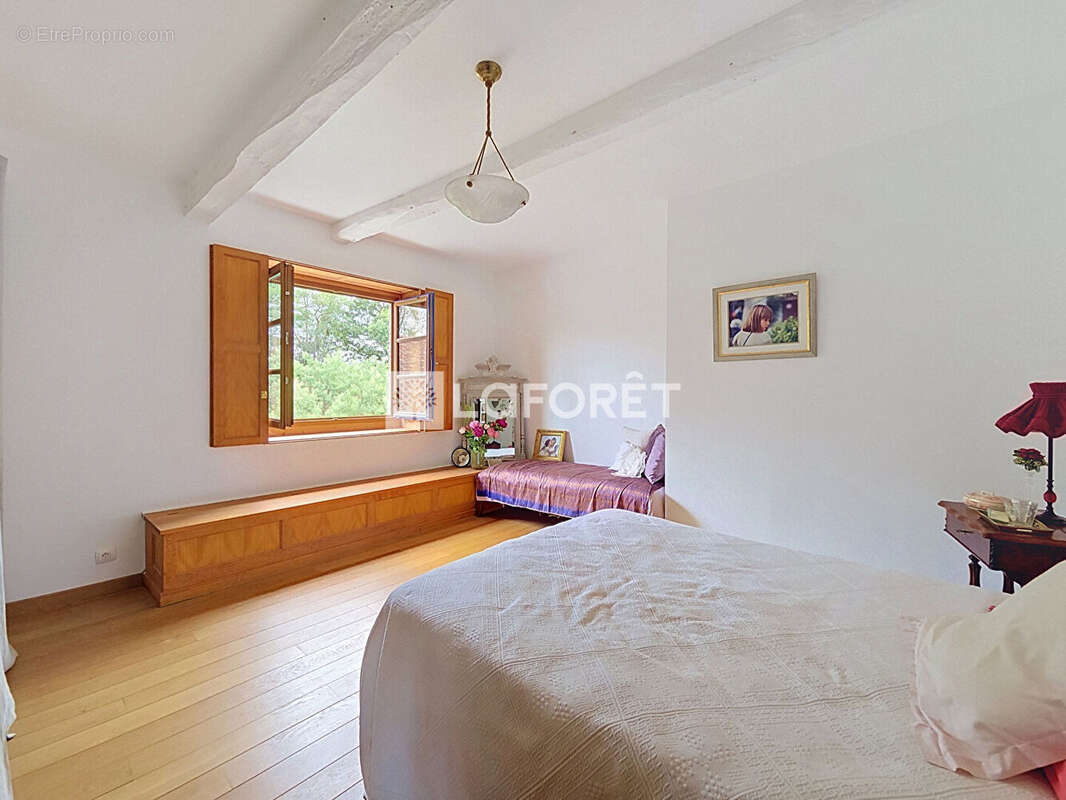 Demeure béarnaise avec piscine entre Salies de Béarn et Orthez 8 pièces 290m² - photo 16