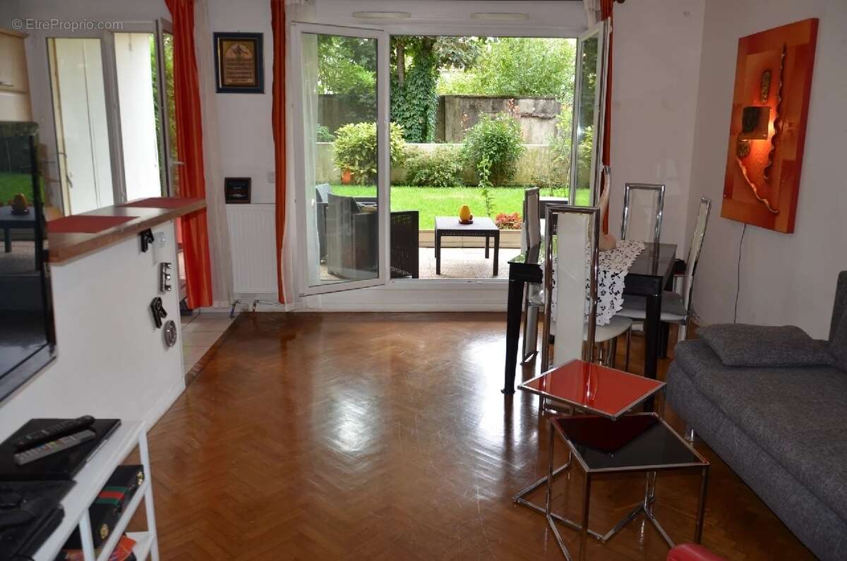 Appartement à CHAMPIGNY-SUR-MARNE