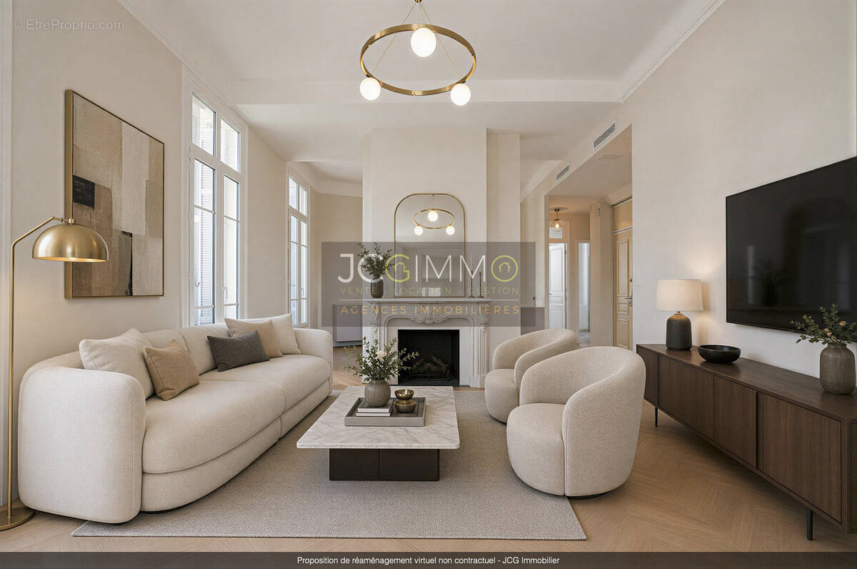 Appartement à HYERES