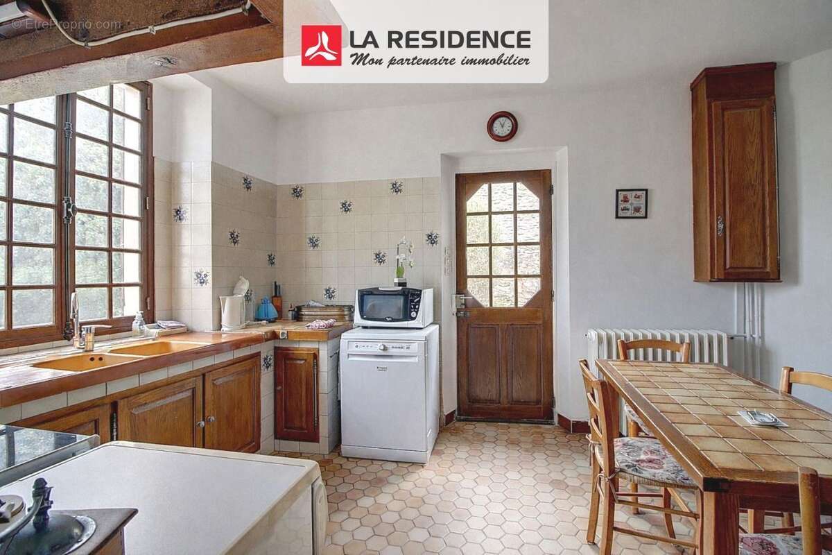 Maison 256 m² à Orgeval  - photo 5