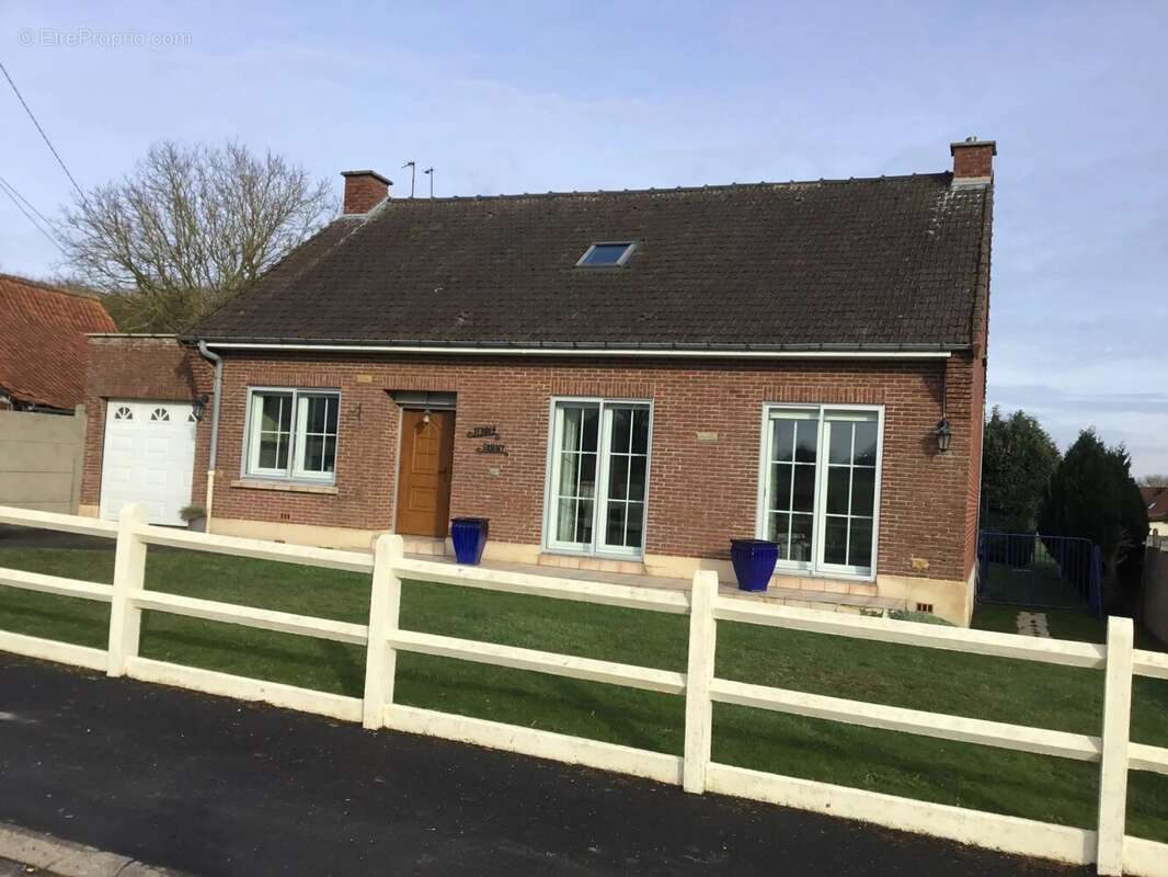 Maison à BASSEUX