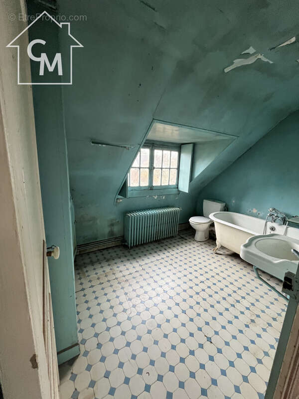 Maison à CUZION