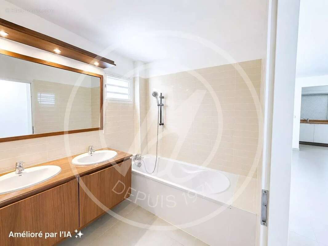 A vendre 215 000 € *bel appartement type f3 a vendre - le gosier - photo 3
