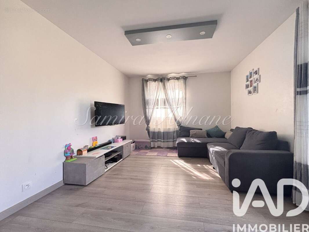 Photo 8 - Appartement à SAINT-OUEN-L'AUMONE